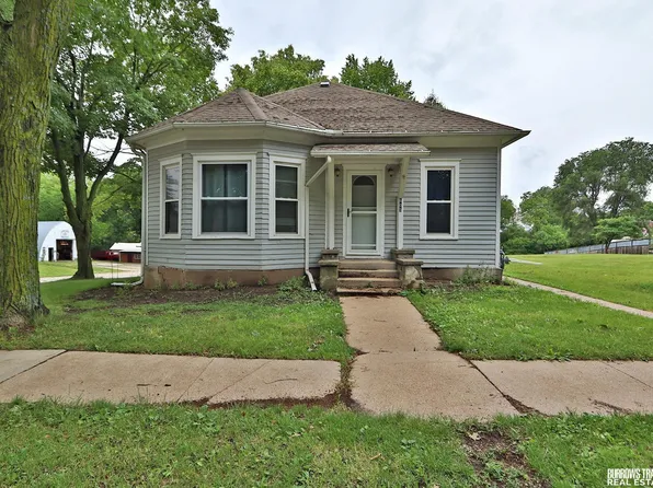 605 I St, Pawnee City, NE 68420