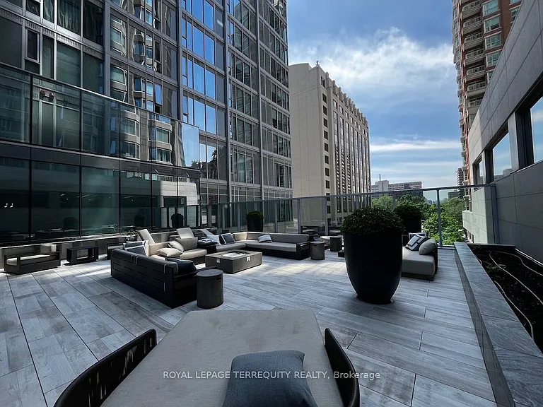 188 Cumberland St #1609 — Photo 19