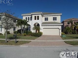 15659 Laguna Hills Dr, Fort Myers, FL 33908