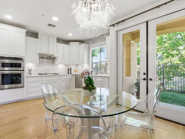 1017 Cabris Ln, Roseville, CA 95747