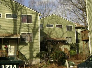 40 Foxon Hill Rd UNIT G21, New Haven, CT 06513
