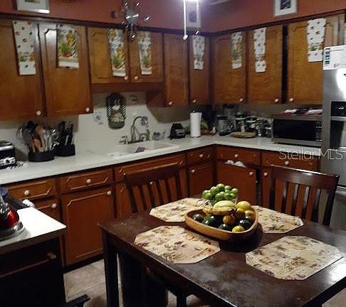4th image of 1503 Leslie Dr