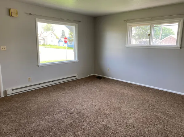 815 Colony Apts, 815 3rd St SW #1, Valley City, ND 58072