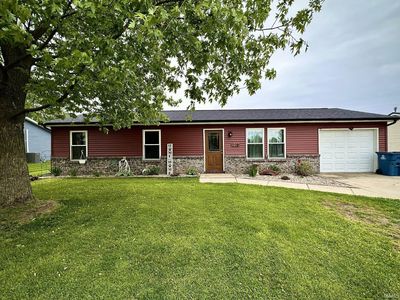 302 Chapel Ln, Ashley, IN, 46705