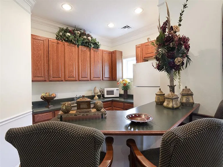 600 Spring Manor Cir — Photo 15