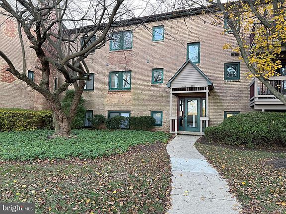 4th image of 6201 Highland Ct