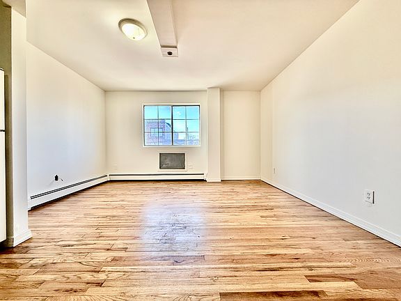 2nd image of 957 Utica Ave APT 2A
