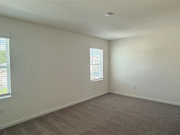 2046 Walnut Creek Dr — Photo 26