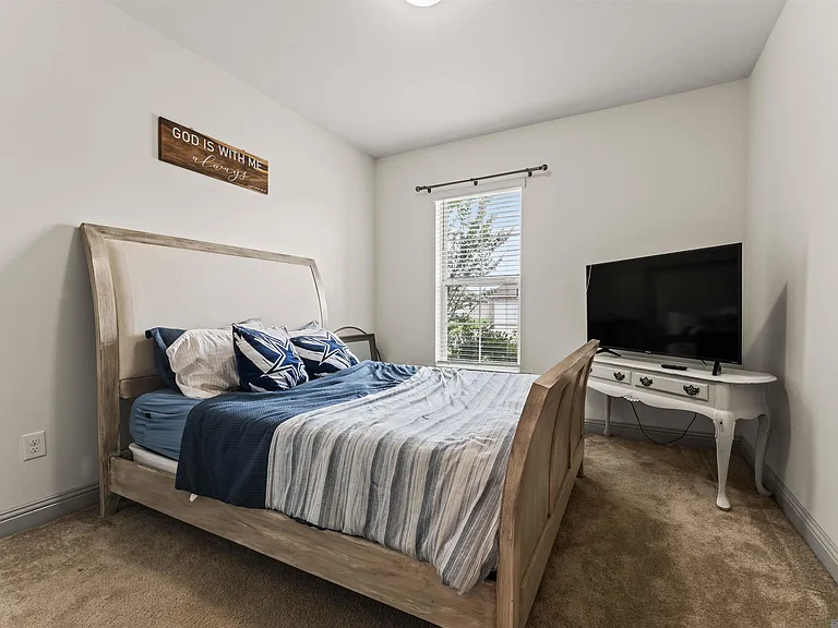 40053 Maddie Dr — Photo 14