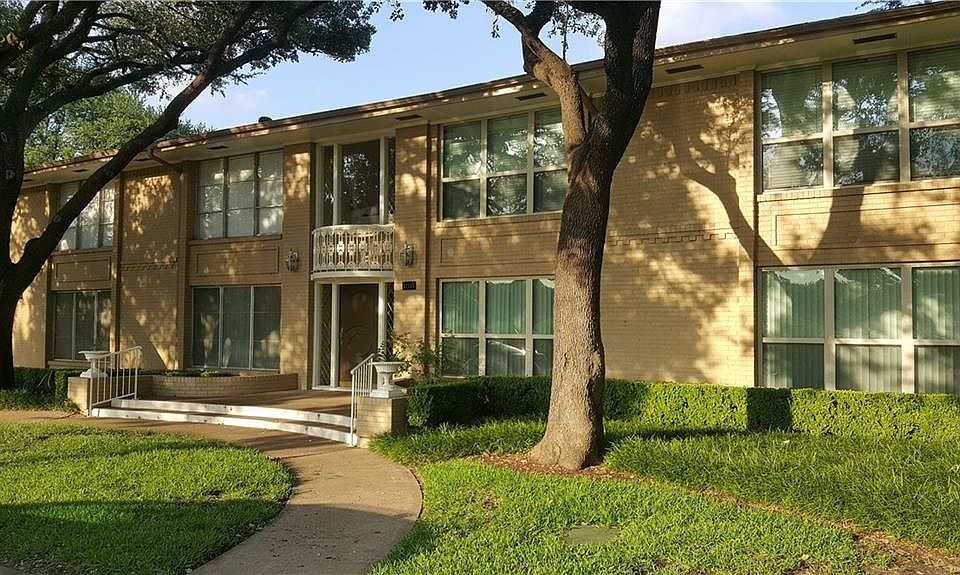 1st image of 11144 Valley Dale Dr #B