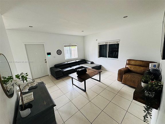 4th image of 3257 NW 51st St