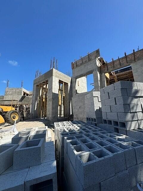 1st image of 1261 Osprey Ct