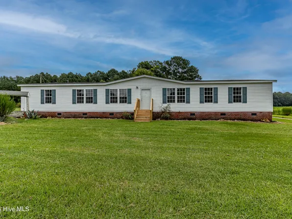 3289 Fire Tower Road, Walstonburg, NC 27888