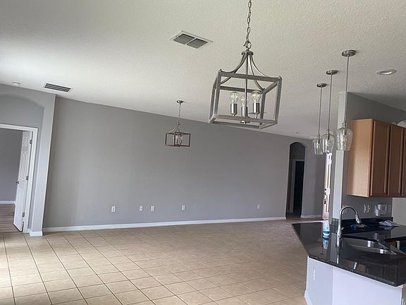 2nd image of 3008 Madelia Ln