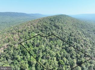 Falconwood Rd, Paw Paw, WV 25434