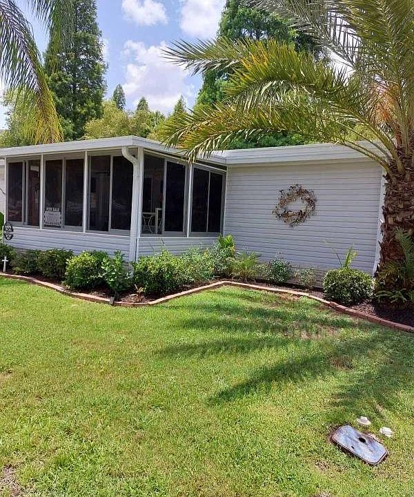 1st image of 42 Lake Pointe Dr