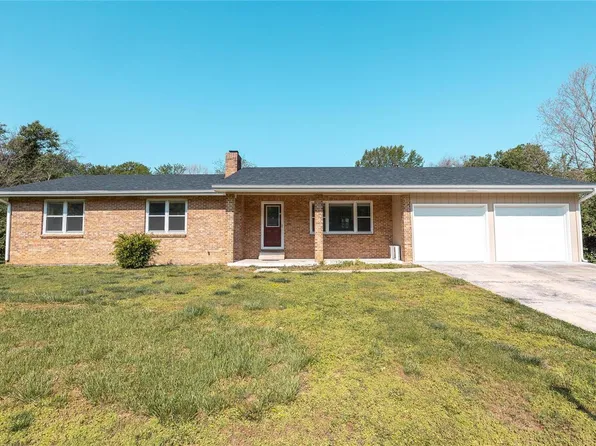 1506 Hull Valley Dr, Waynesville, MO 65583