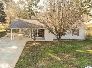 932 Spring Ct, Decatur, AL 35603