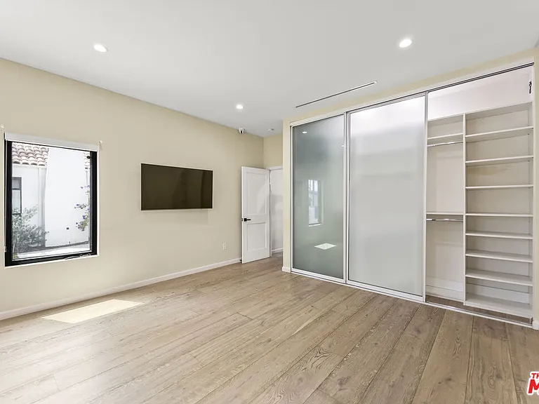 6459 Colgate Ave — Photo 15