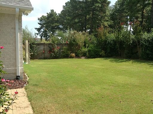 2nd image of 1050 Garden Club Way