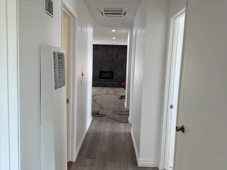 38202 Delacour Dr — Photo 3