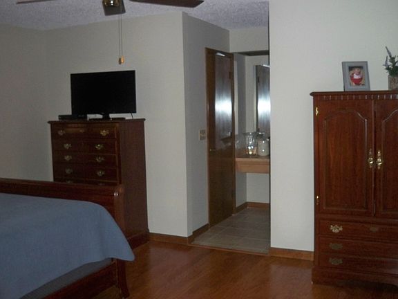 2nd image of 2543 Sweetgum Way W