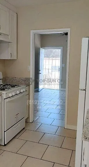 4209 Winona Ave #4223 — Photo 7