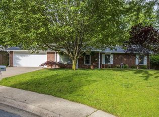 2417 N Jonquil Ct, Fayetteville, AR 72703