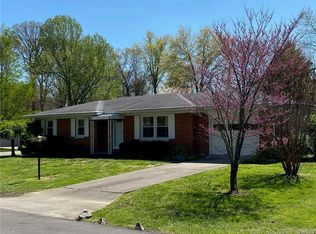 3301 Crestwood Dr, New Albany, IN 47150