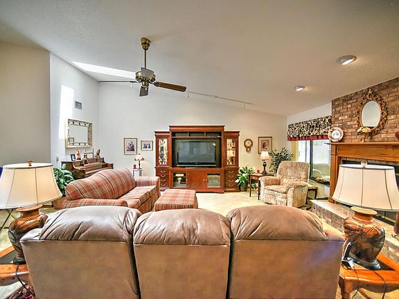 5th image of 3 Acacia Ct