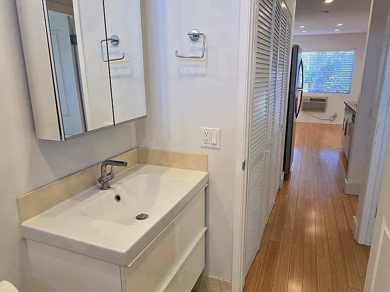 2884 Sawtelle Blvd #217 — Photo 10