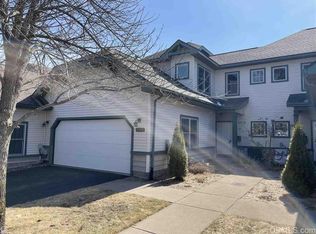 1269 Lakeshore Park Pl, Marquette, MI 49855