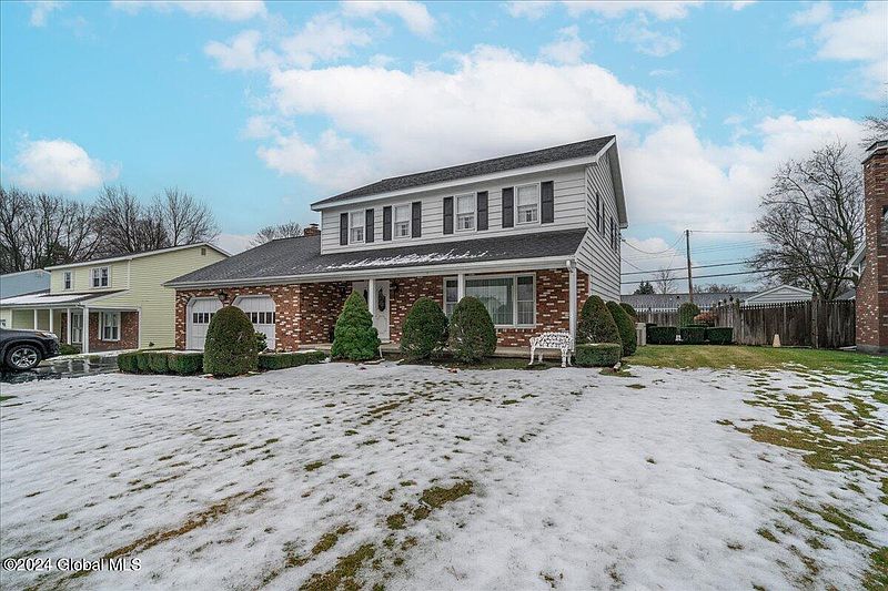 3rd image of 65 Delafield Drive