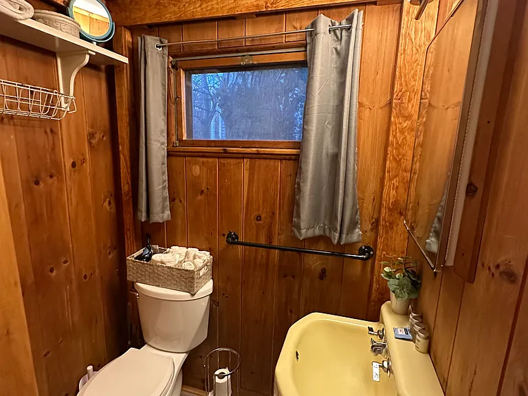 14 Lake Shore Dr — Photo 8