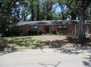 1602 Dennis Dr, Tyler, TX 75701