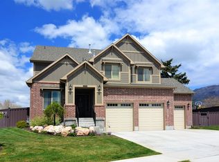 2059 E 1425 N, Layton, UT 84040