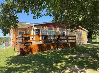 631 W Fulton St, Farmington, IL 61531