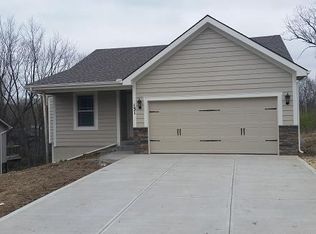 131 Johnson Dr, Glenaire, MO 64068