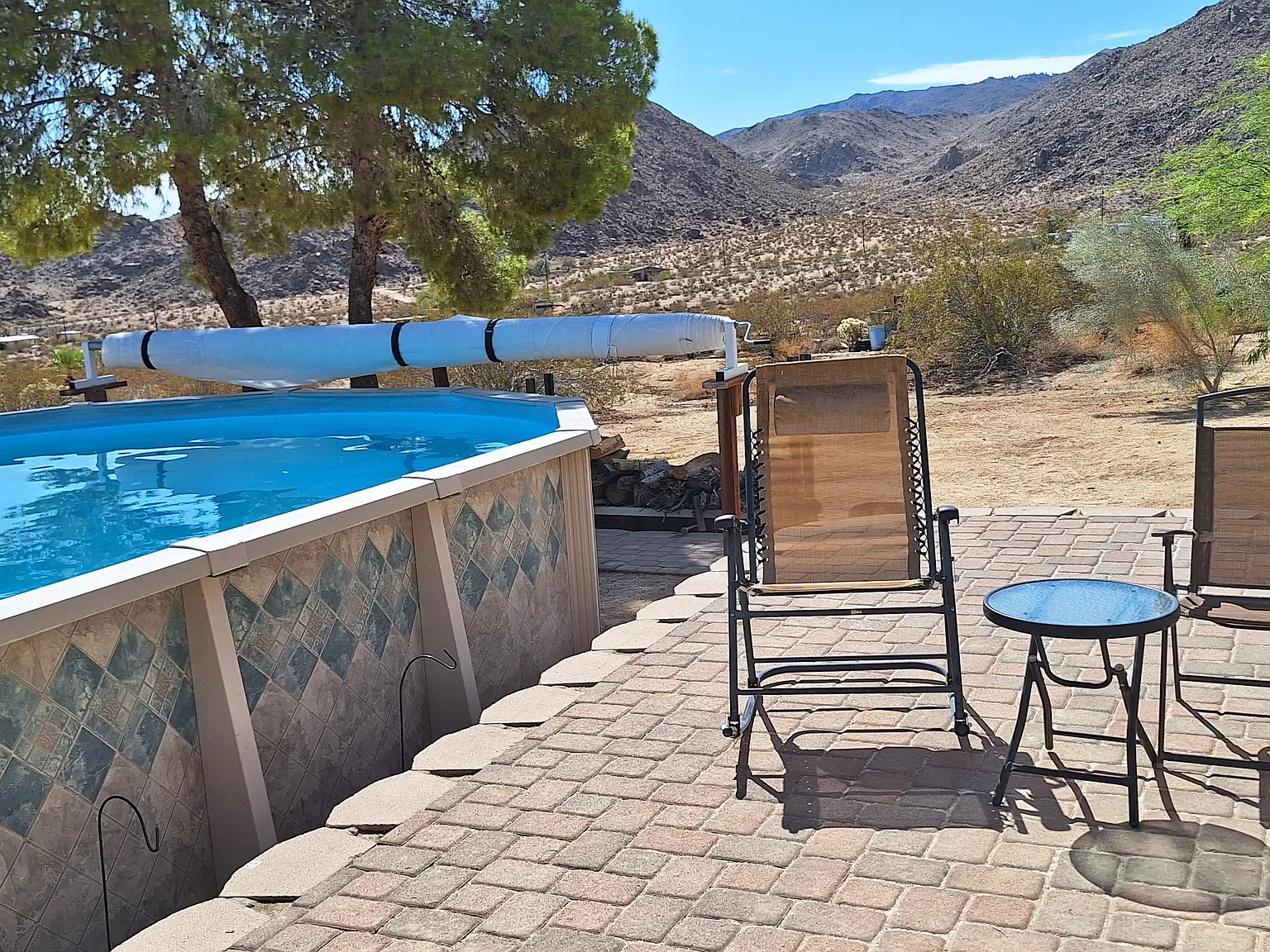 4 bed, 1843 sqft, $2,300 — Photo 2