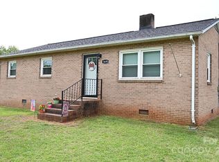 3493 Toms Rd, Claremont, NC 28610