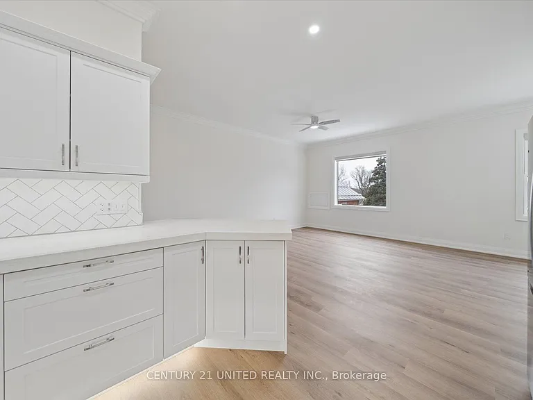 1027 Willcox St #201 — Photo 17