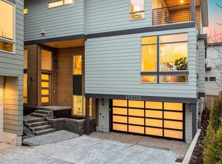 11205 NE 88th St, Kirkland, WA 98033