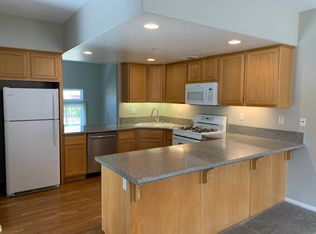 2610 Pirineos Way #9, Carlsbad, CA 92009