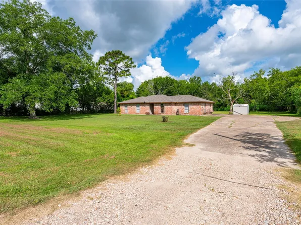 1857 County Road 99, Alvin, TX 77511