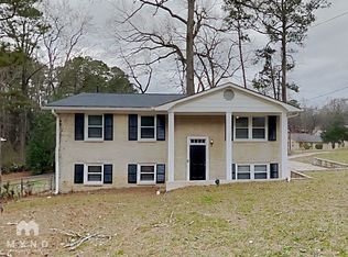 2715 Carriage Ln, Atlanta, GA 30349