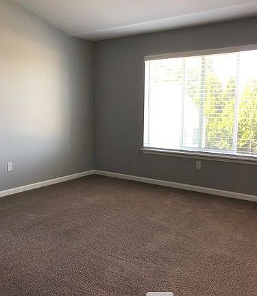 5th image of 12839 SE 40th Pl #A5