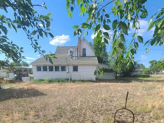 2nd image of 250 E Main St