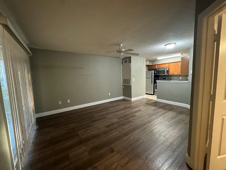 2210 Yankee Pl #316 — Photo 3