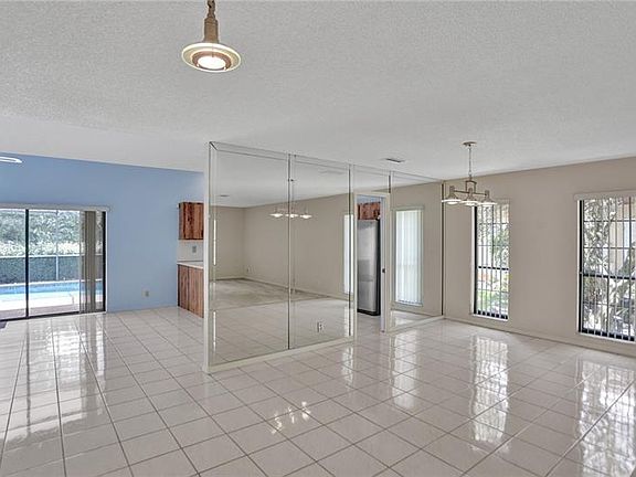 3rd image of 3930 NW 70th Ave