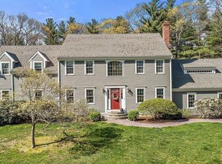 92 Neal Gate St, Scituate, MA 02066